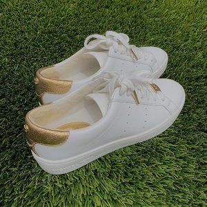 MICHEAL Micheal Kors White and Gold Sneakers